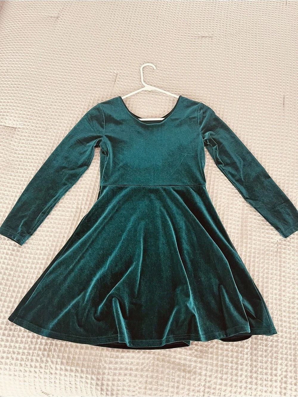 The Children’s Place Girls Emerald Green Velvet Dress Size 10/12